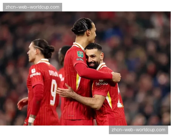 续约停滞：萨拉赫与利物浦的续约谈判陷入僵局，今夏可能自由离队